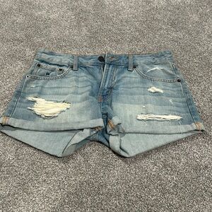Abercrombie & Fitch Ripped and cuffed shorts size 2 NWOT‎